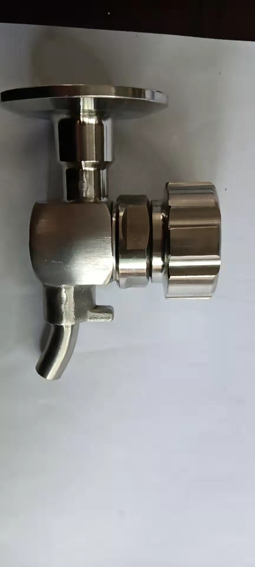 Sample valve